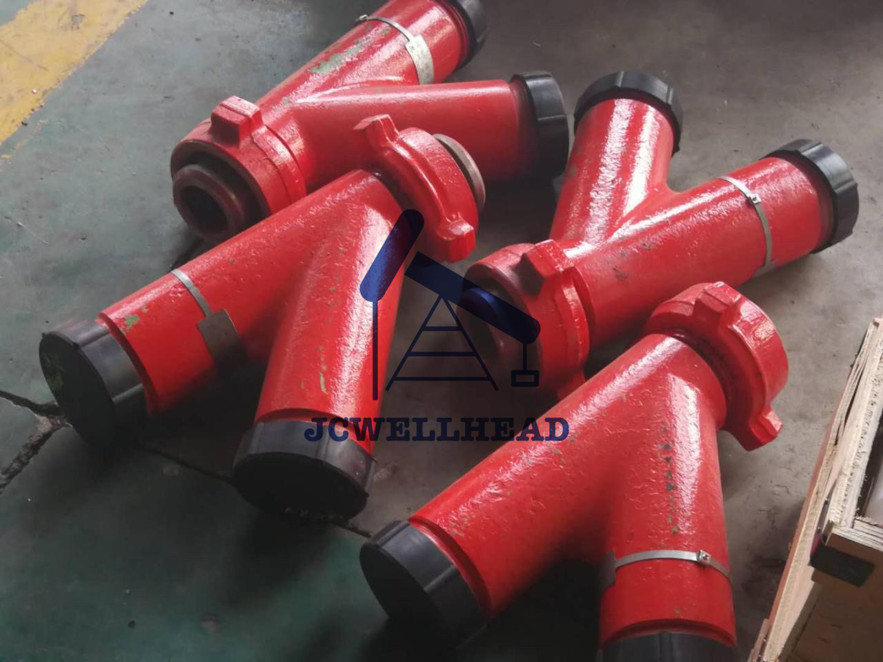 Elbow Tee Crossover Sub AISI 4130 Wellhead Fittings