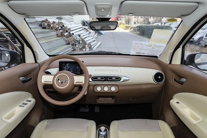 Electric Car Wuling Hongguang Miniey 4 Seats 205km Battery Life New Energy Vehicle