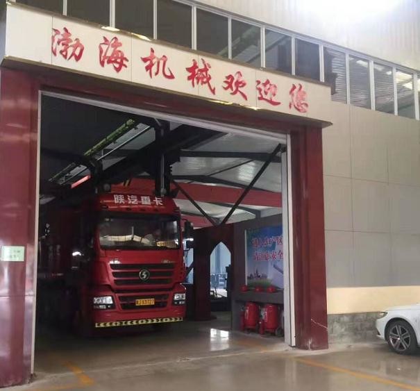 600mm Two Stage Vacuum 4.0mpa Clay Brick Extruder Machine