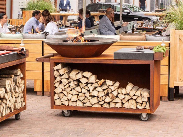 Outdoor Camping Corten Steel BBQ Grill Wood Fuel