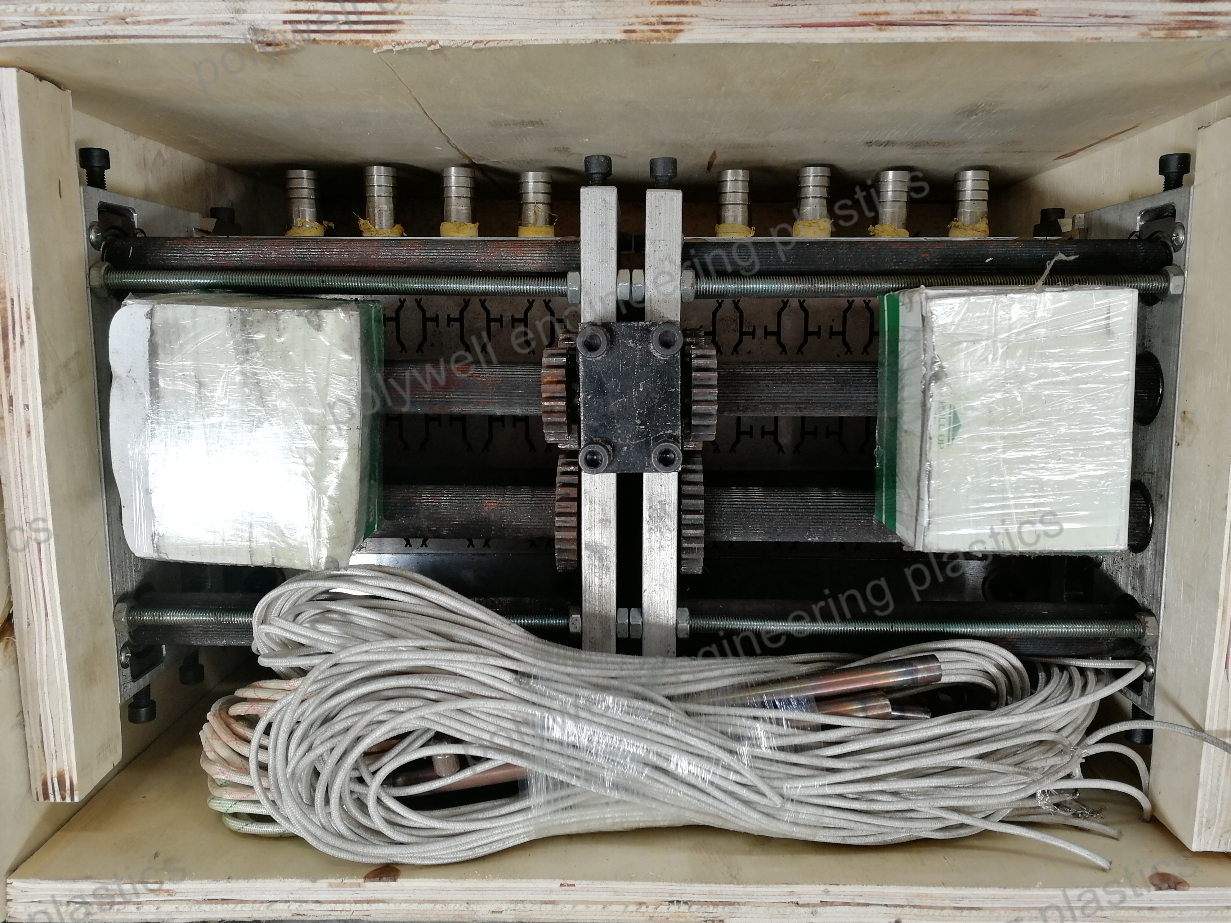 Thermal Barrier Strip Extrusion Mould for Extruder Machine Produce Sound Insulation Strip