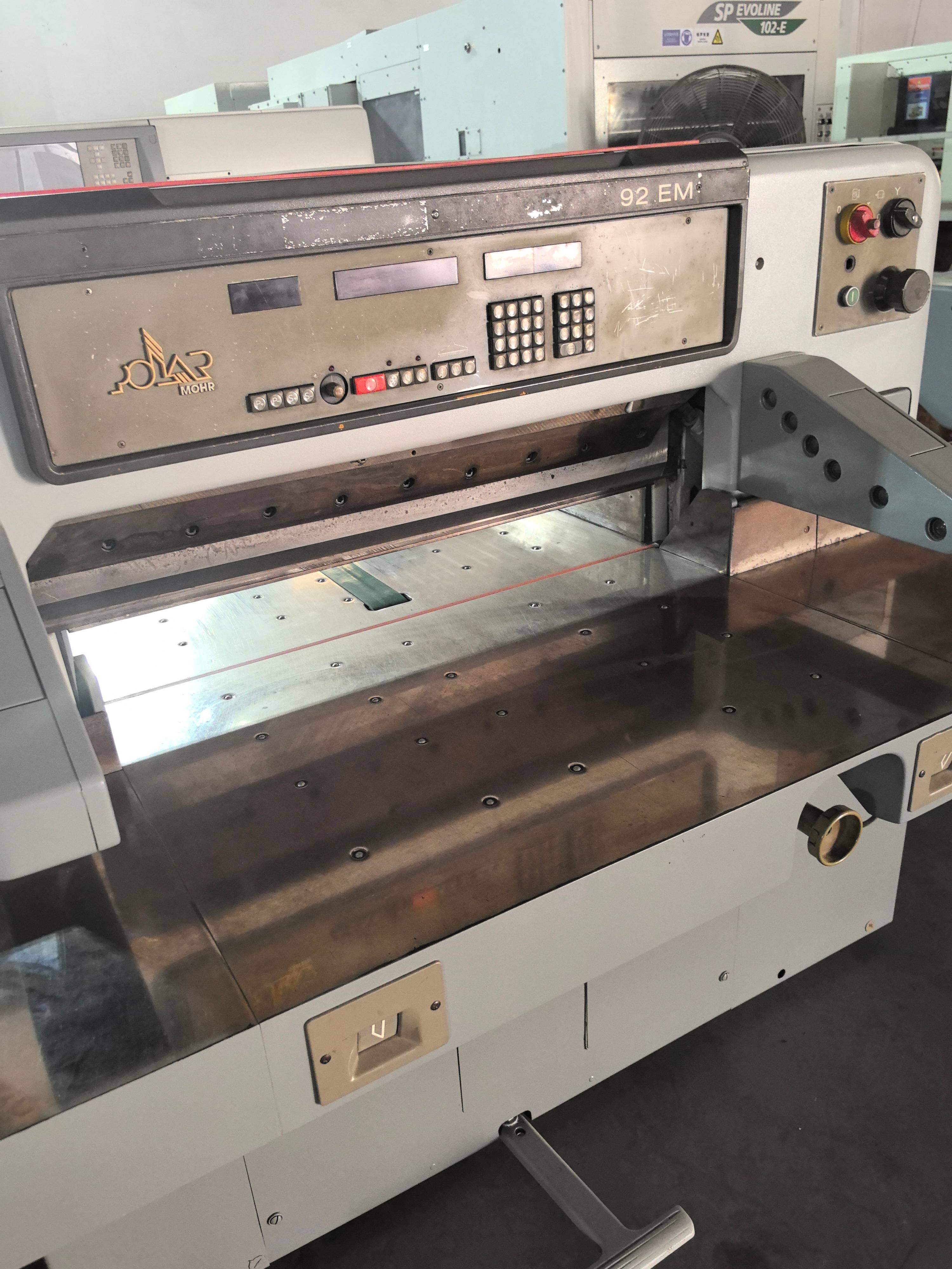 Paper Cutter Factory Automatic Cutting A4 Cutting Machine