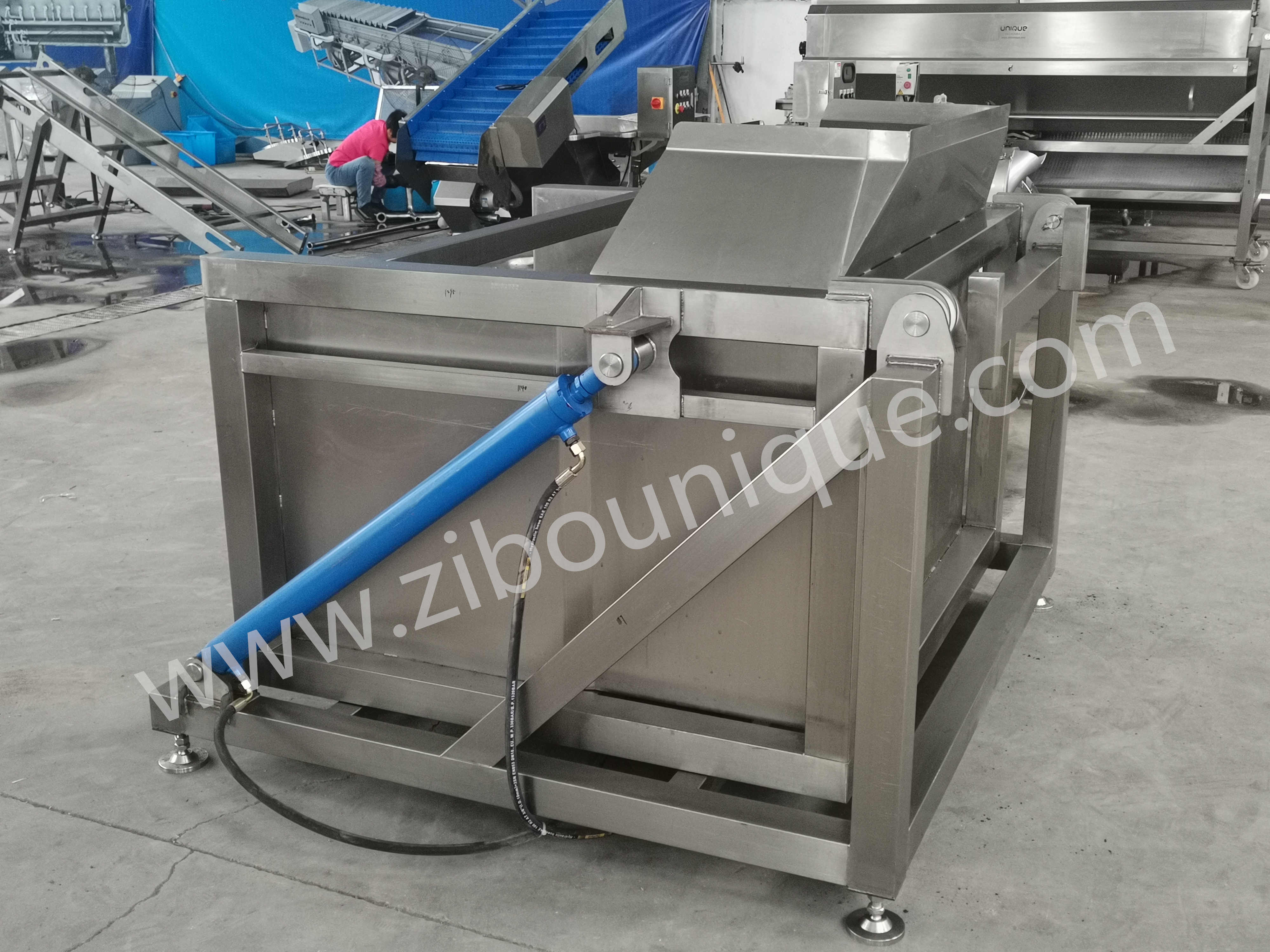 240 KG Stainless Steel Box Crate Bin Dumper for Smooth Fruit and Vegetable Unloading