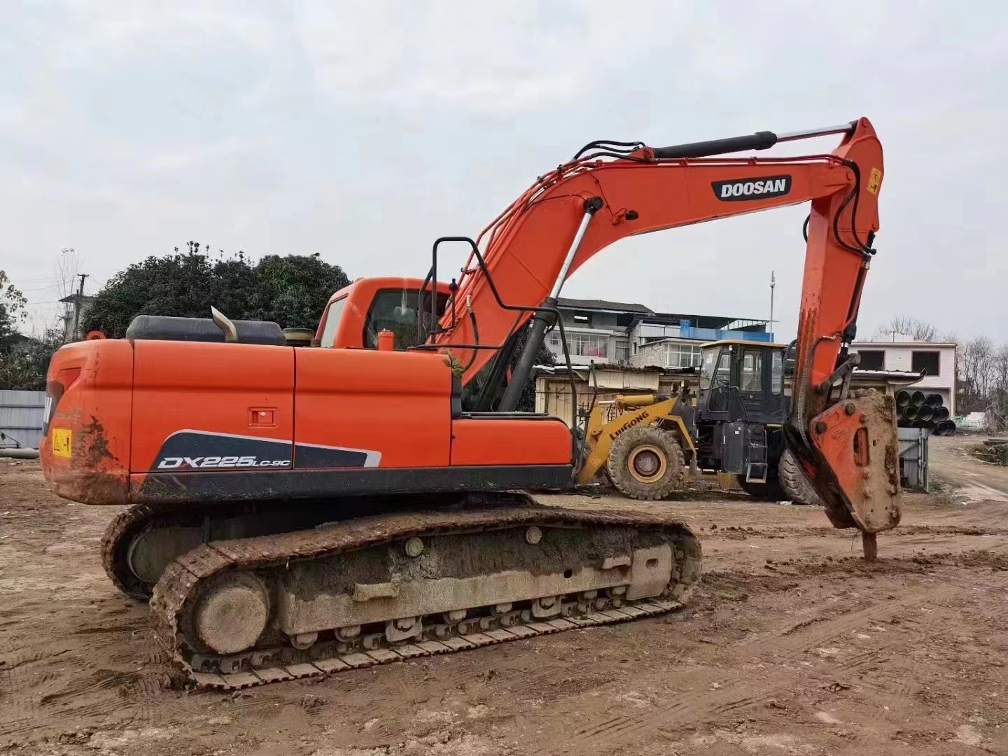 22ton Doosan Excavator in Shanghai Doosan DX225LC-9C Used Crawler with 108KW Engine