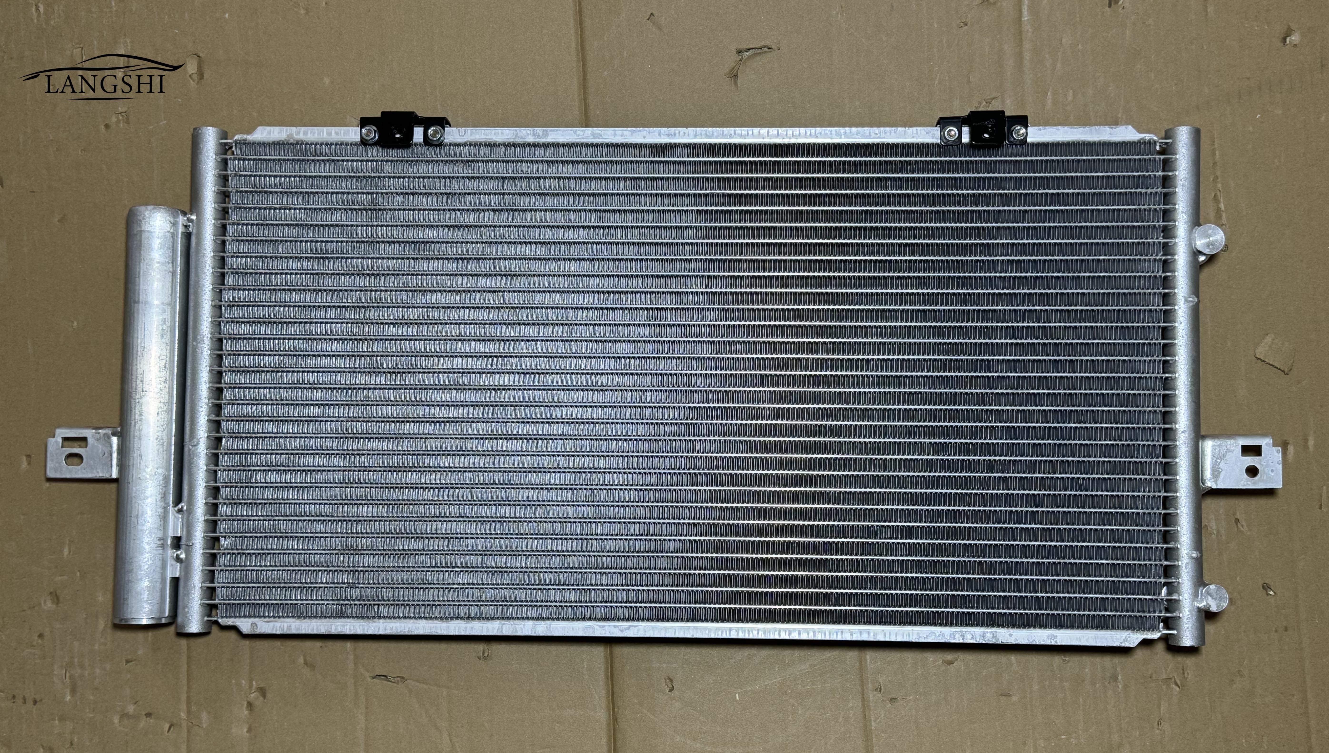 Auto Spare Parts 2.5 V6 Engine Cooling System Air Conditioning Condenser for ROEWE 750