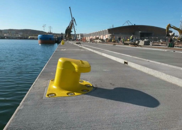 Tee Head Marine Mooring Bollard Galvanized With All Shapes And Sizes