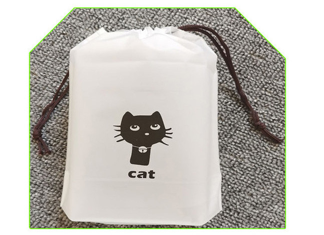 PE Waterproof 160mic 16*20cm Drawstring Plastic Bag For Cosmetics / Traveling