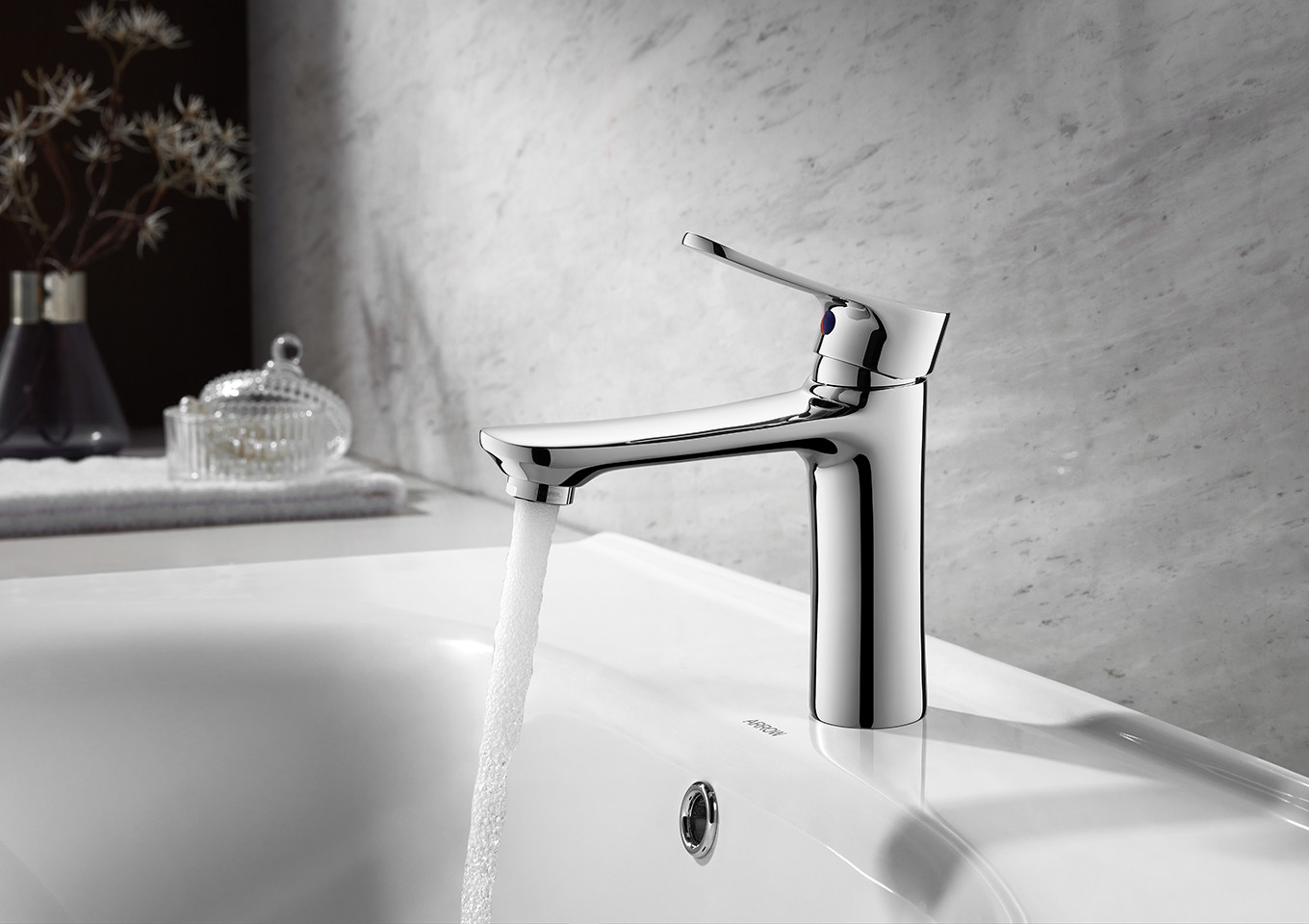 Basin Mixer Tap Bathroom Wash Basin Faucet Brass Water Faucets Lavatory Washroom Hotel
