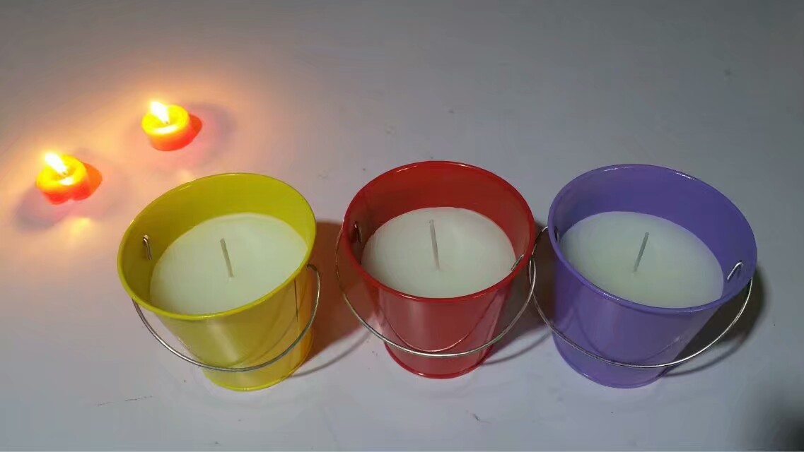 Home & Garden 3 colors white unscented with color iron cup