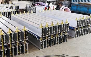 Jiangyin Tongxin Vulcanizing Machine Manufacturing Co., Ltd.