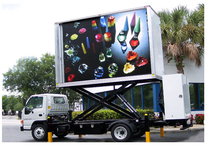 Waterproof P8mm Mobile Truck LED Display Wide Viewing Angle IP65/IP54
