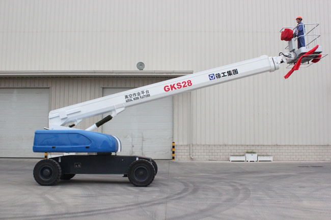 80Feet / 25 Meter Telescoping Boom Crane 350KG ISO / Gost Certification