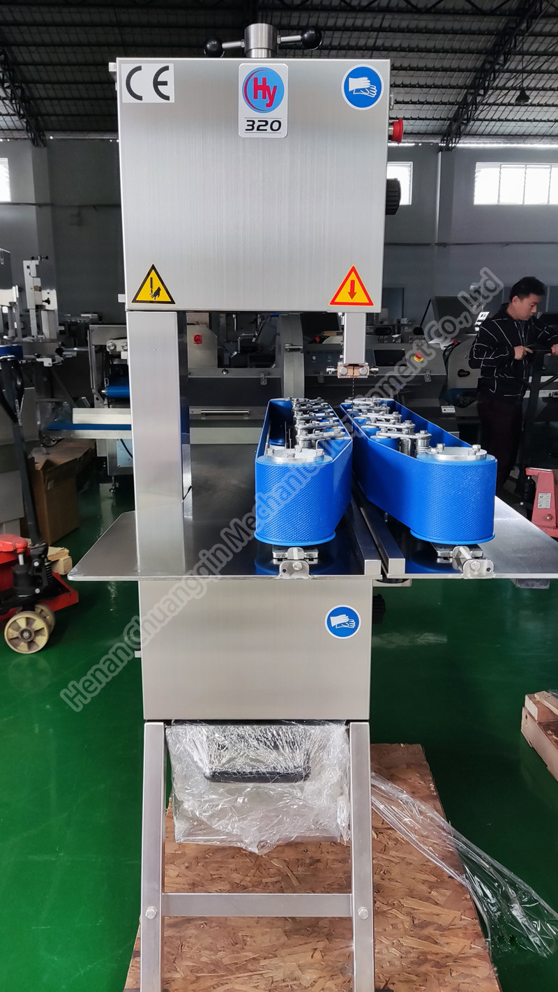 SUS 304 Vertical Bone Sawing Machine Meat Bone Slicer 300-500kg/H