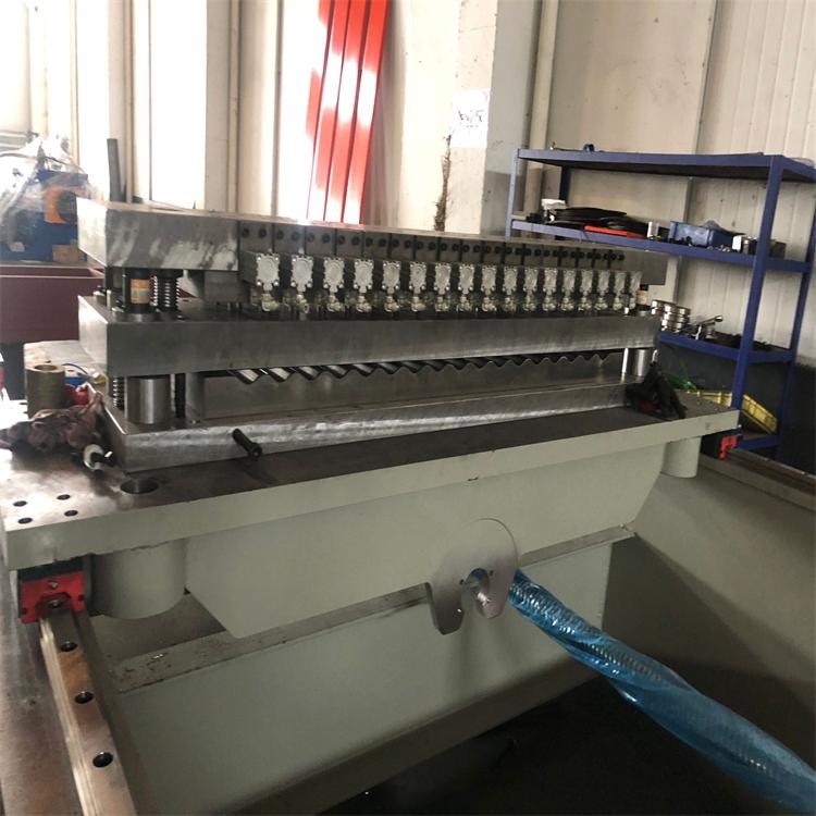 18 Stations 4mm Steel Silo Roll Forming Machine With Punching Dies