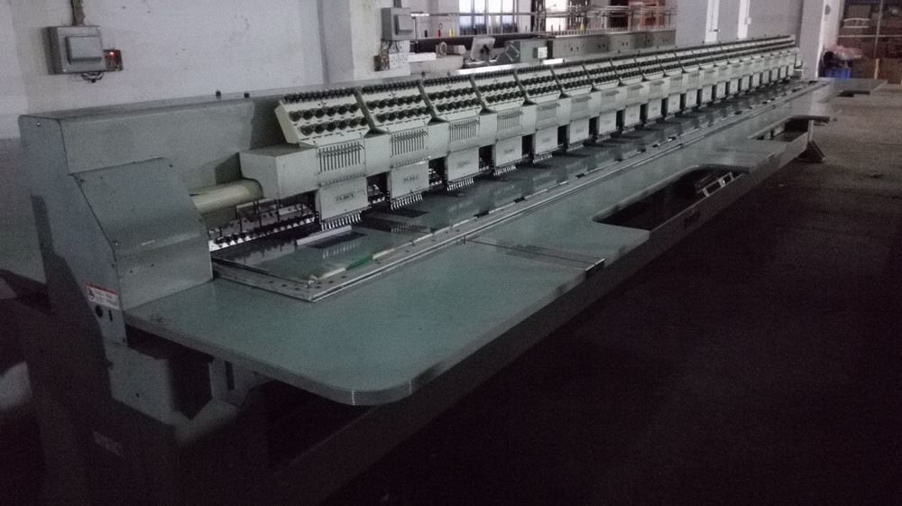 20 Heads Used Tajima Embroidery Machine TMFD-G1220 Production In 1996
