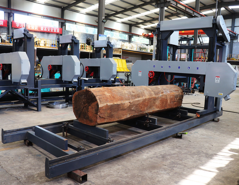 MJ1300 Wood Portable Sawmill 18.5kw Log Band Sawmill With Diesel Engine