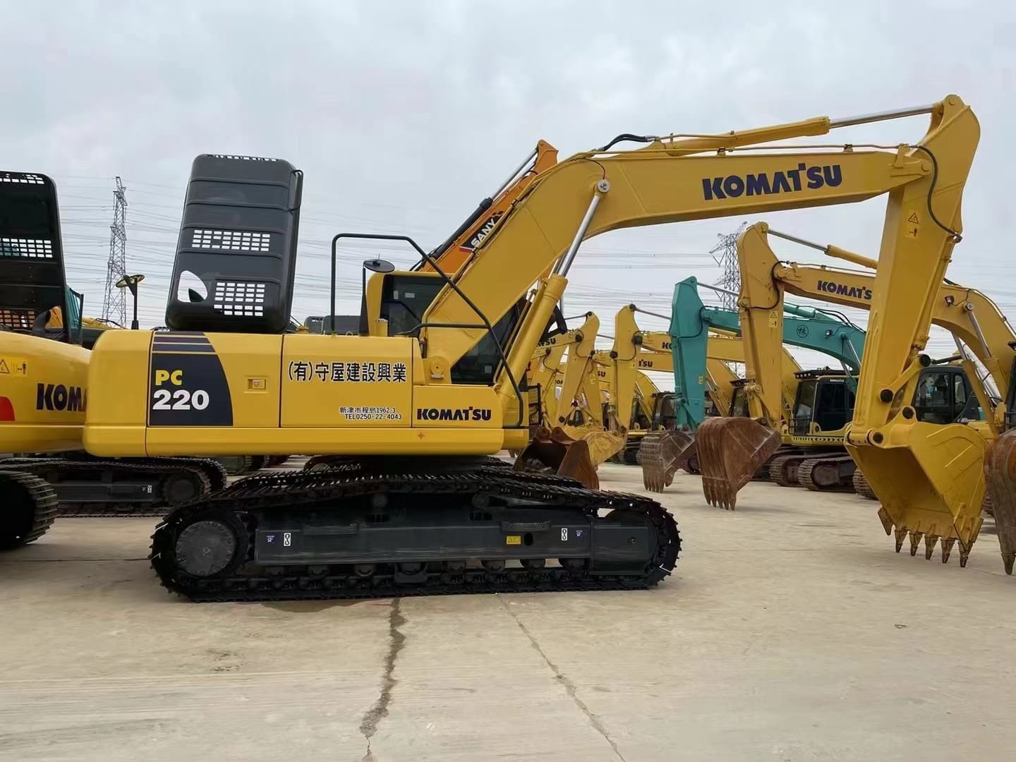 PC220-8 Used Komatsu Excavator 2020 Year 2021 Year Nearly New
