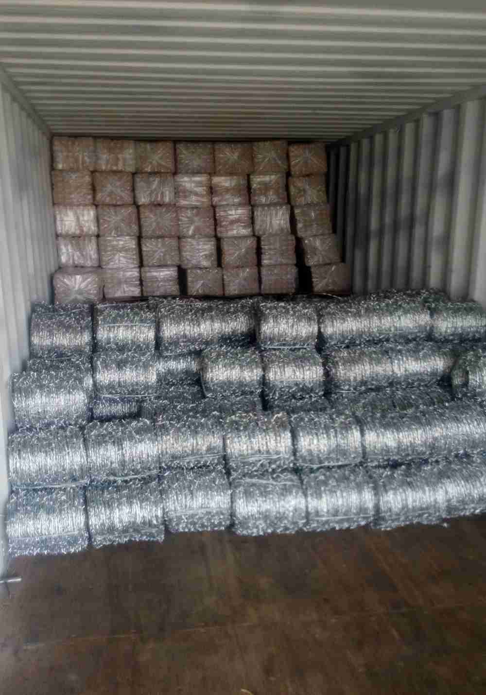 Zinc Coated Barbed Wire Fence Roll 1.6-3.2mm Diameter for Fencing