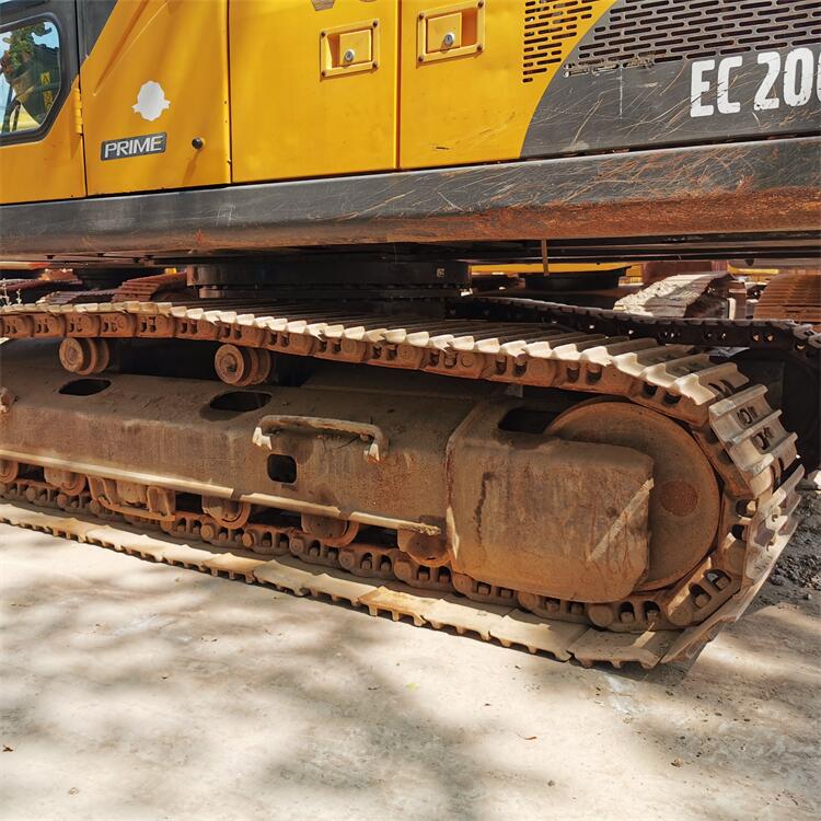 0.85 m3 Bucket Capacity Used 20 Ton Volvo 200B Excavator with Original Hydraulic Pump