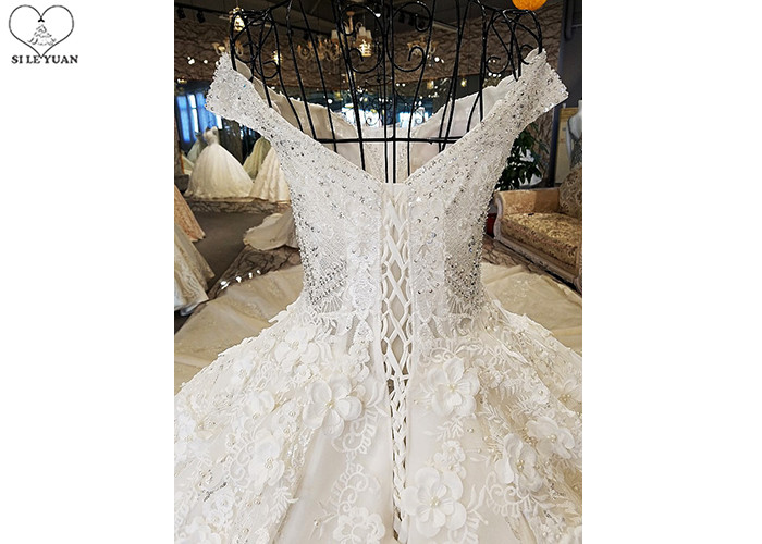 Luxury Bridal Ball Gowns Off Shoulder Sweetheart Lace Long Tail Crystal Beading