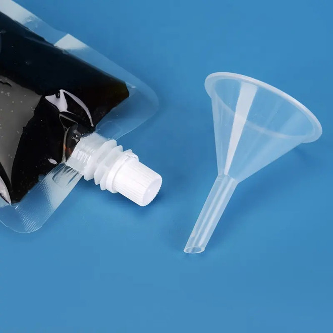 Custom Gravure Printing Stand Up Liquid Pouches Transparent Drink Juice Spout Pouch