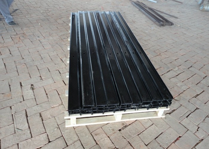 Hot Dip Galvanised Steel Palisade Fencing Easily Install With Good Rigidity