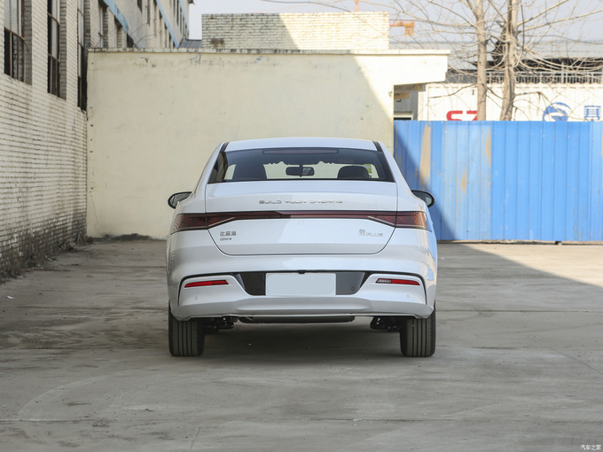 Qin Plus 2023 BYD Full Electric Car 60kWh Champion Version Plug In Hybrid Sedan