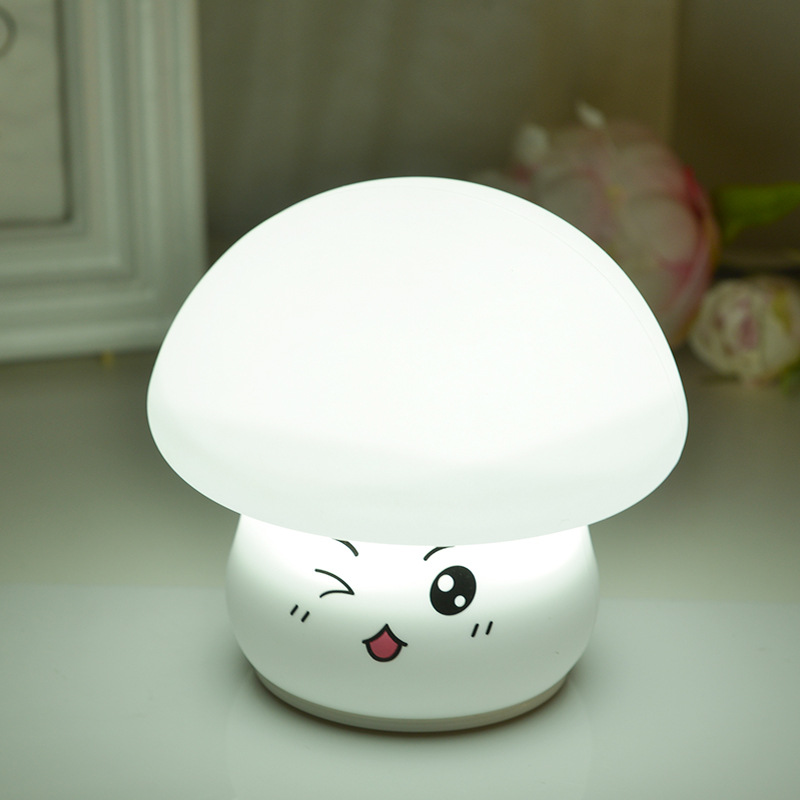 Multicolor Touch Silicon Mood Light Mushroom Shape For Bedroom