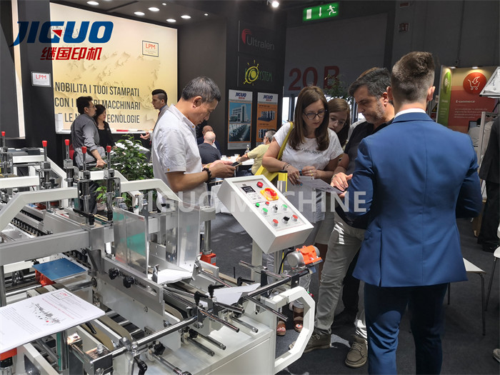 Length 2600mm Folder Gluer Machine Carton Corrugated Cardboard Making Machine