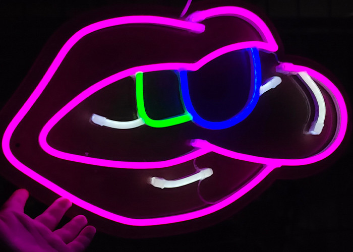 Custom neon sign fashion trend spectacles store shopping mall magnificent displays of illuminated signs