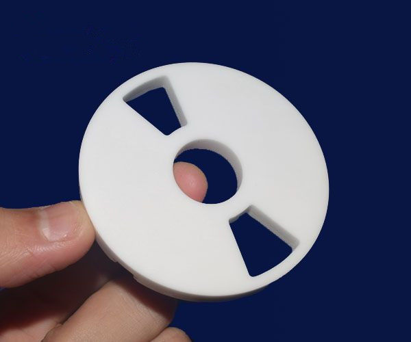 excellent hear resistance 95%-99.99% white high precision alumina ceramic plates