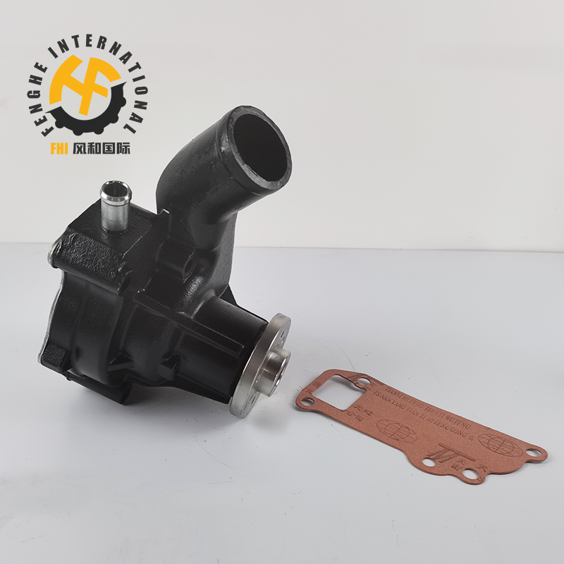 65.06500-6402A DB58T Excavator Water Pump For Daewoo S220LC-V S150-5