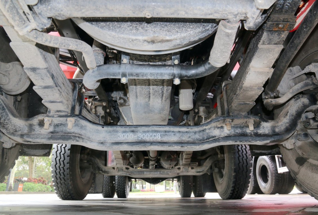 SAIC Hongyan Jiebao Heavy Truck 280HP 4X2 Composite Version 4.8M Dump Truck