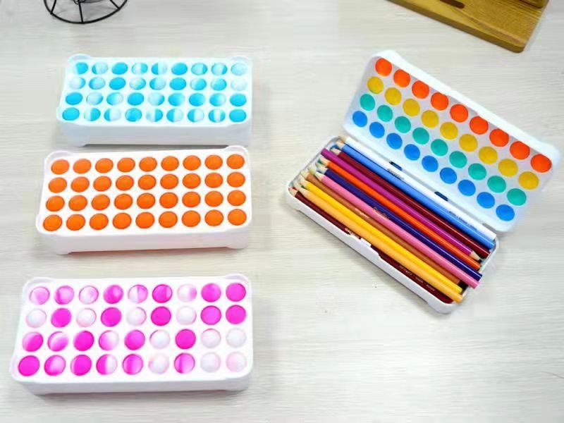Novelty Silicone Pencil Case for Stress Relief and Temperature Range -40 °C to 230 °C