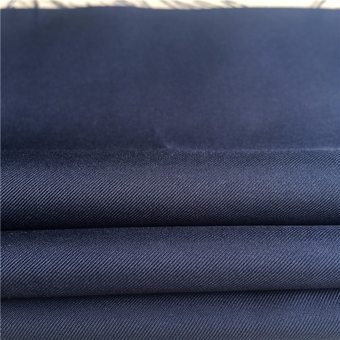 150D 144F Soft Textured Polyester Woven 2/2 Twill Gabardine 180GSM Suiting Fabric