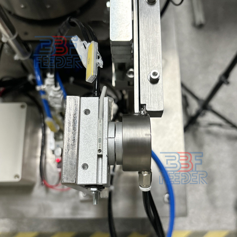Springs Vibratory Bowl Feeder OEM / ODM Specialty Customized Design Hardware Parts Feeder