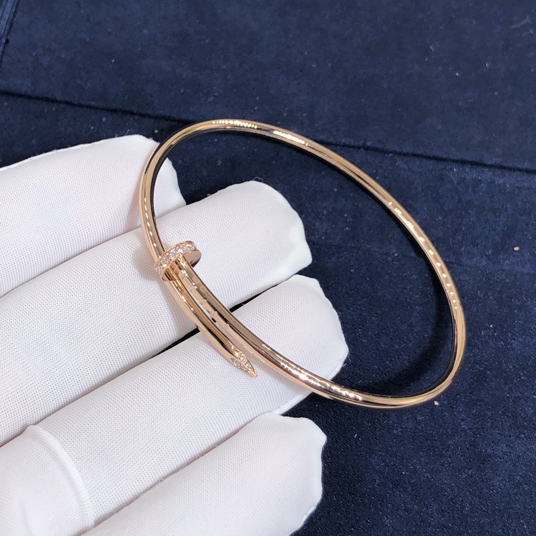Elegant Car Tier 18k Gold Juste Un Clou Bracelet Small Model Natural Diamonds