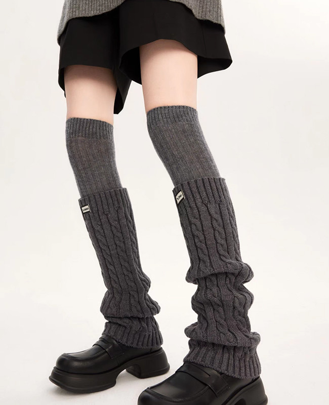Winter Trendy Women Leg Warmers Woven Labels Cable Knit Leg Warmers Socks
