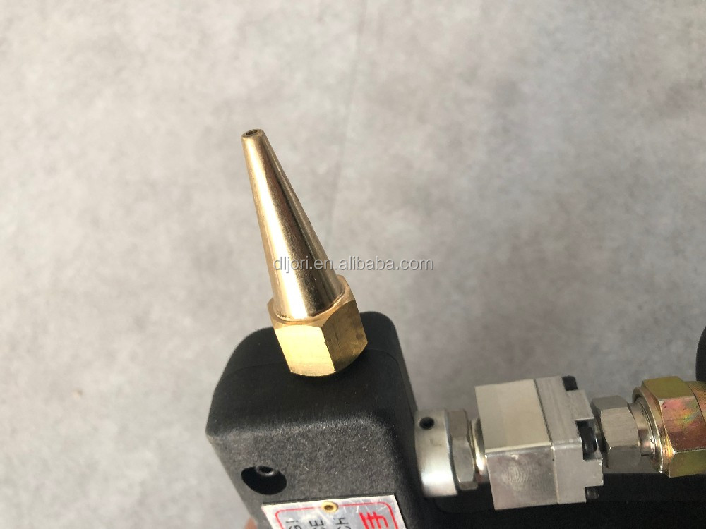 Air Filter Material Hot Melt Glue Machine Good Price Hot Melt Glue Machine with Conveyor