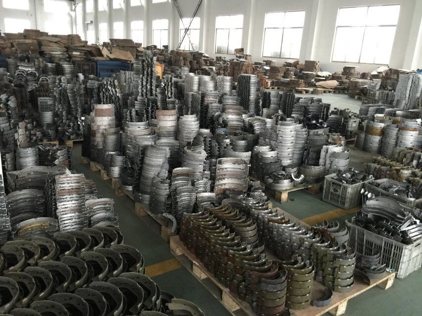 Brake Shoe Trailer Brake Shoes 10 HOWO 14 Holes