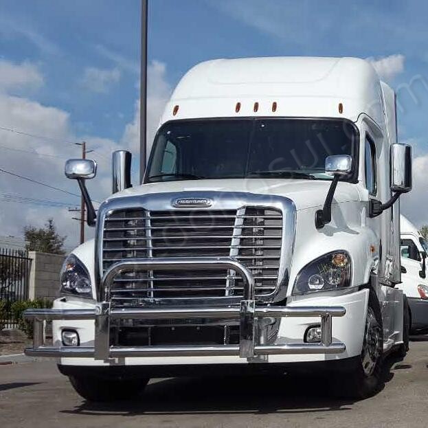 ODM 304 Stainless Steel Semi Truck Deer Grille Bumper For Vnl Freightliner Cascadia