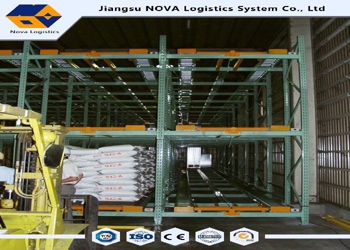 Pre Galvanized Forklift Working Gravity Flow Racking , Heavy Duty Gravity Shelving