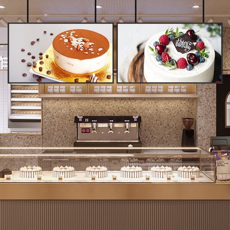 65inch 4K Ultra HD Wall Mounted Digital Signage With 4mm/10mm Spliced Edges And Infrared Touch Panel