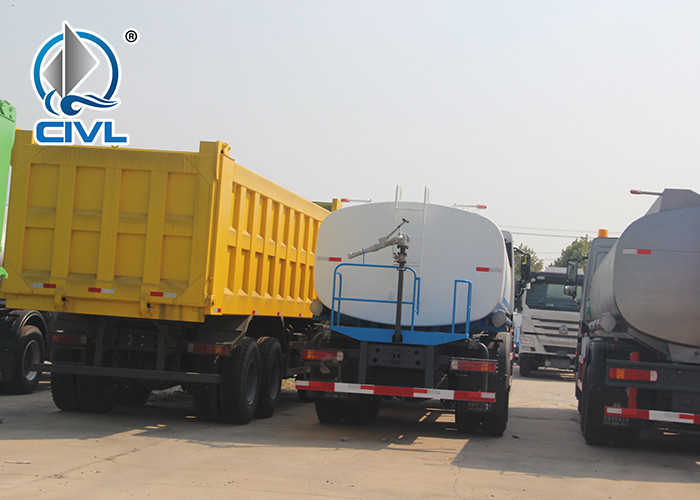 SINOTRUK Water Tanker Truck 4x2 water carrier truck 15000L capacity white color