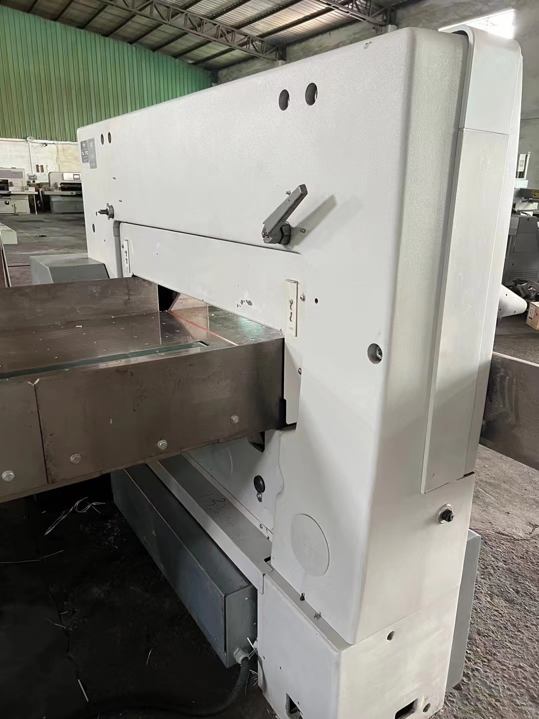 Automatic Grade Polar 115 Auto Paper Cutting Machine For Smooth And Accurate Cutting