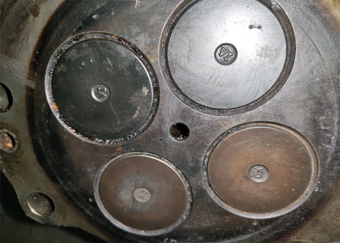 6217-11-1113 Second Hand Cylinder Heads 6D140-3 For Excavator PC650-7