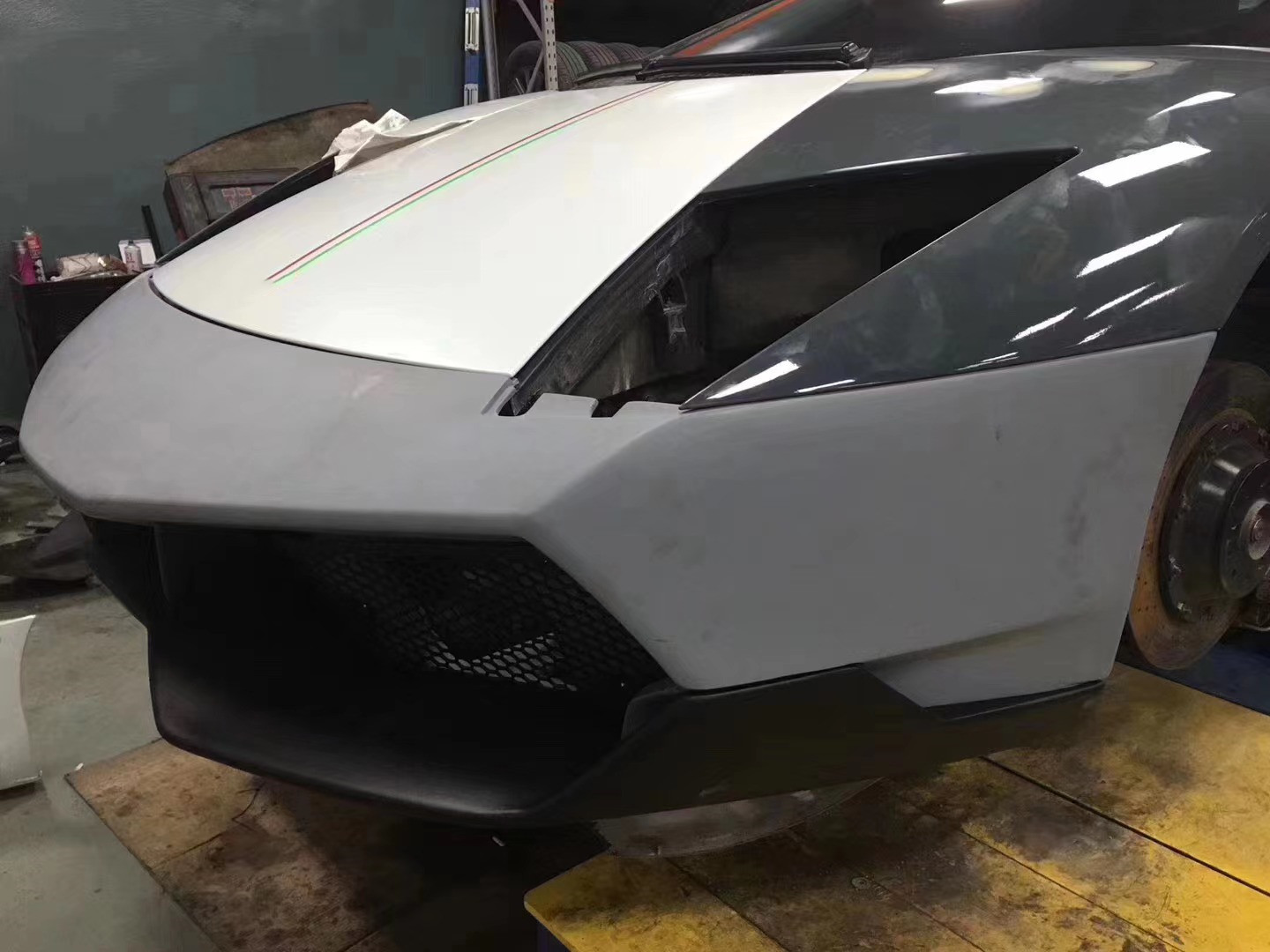 2022 New Products Murcielago LP640 Lp650 Body Kit for Lamborghini LP640 Upgrade Lp670sv Style Front and Rear Bumper