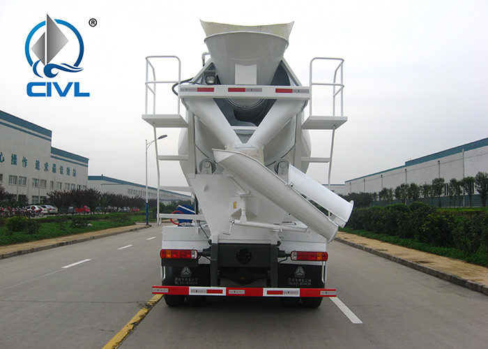 SINOTRUK HOWO Euro II 340hp 6x4 8m3 Concrete Mixer Truck With Italian Pump