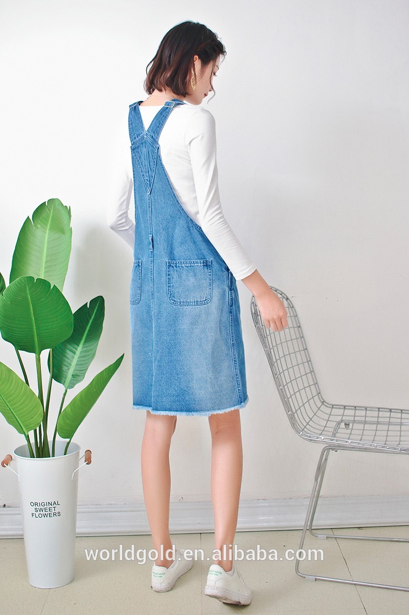 Blue Color Women Denim Dungaree Dress With Frayed Hem OEM Service