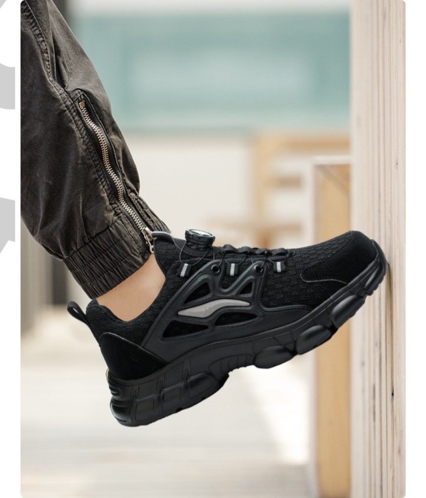 BOA Button Black Microfiber Safety Shoes For Industrial Work In Rubber Material